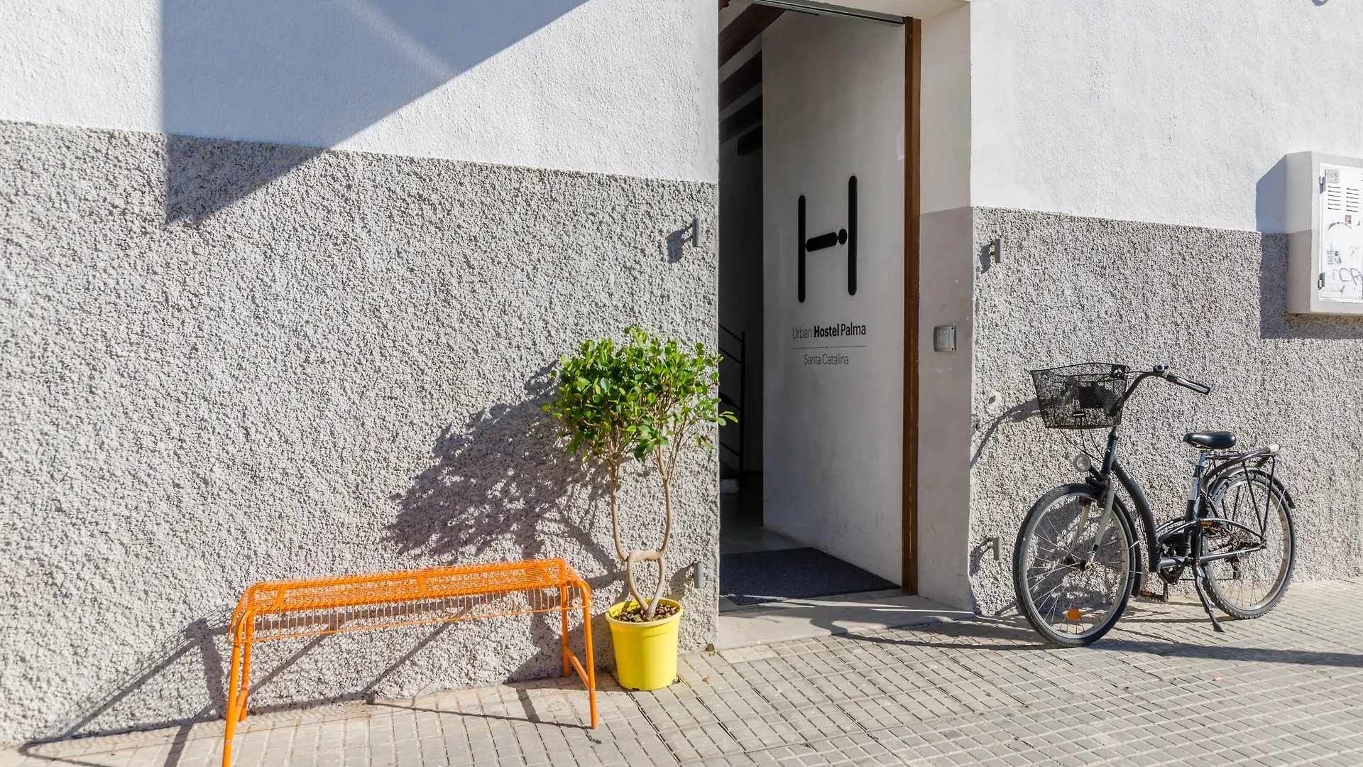 Urban Hostel Palma - Albergue Juvenil - Youth Hostel  Palma de Maiorca