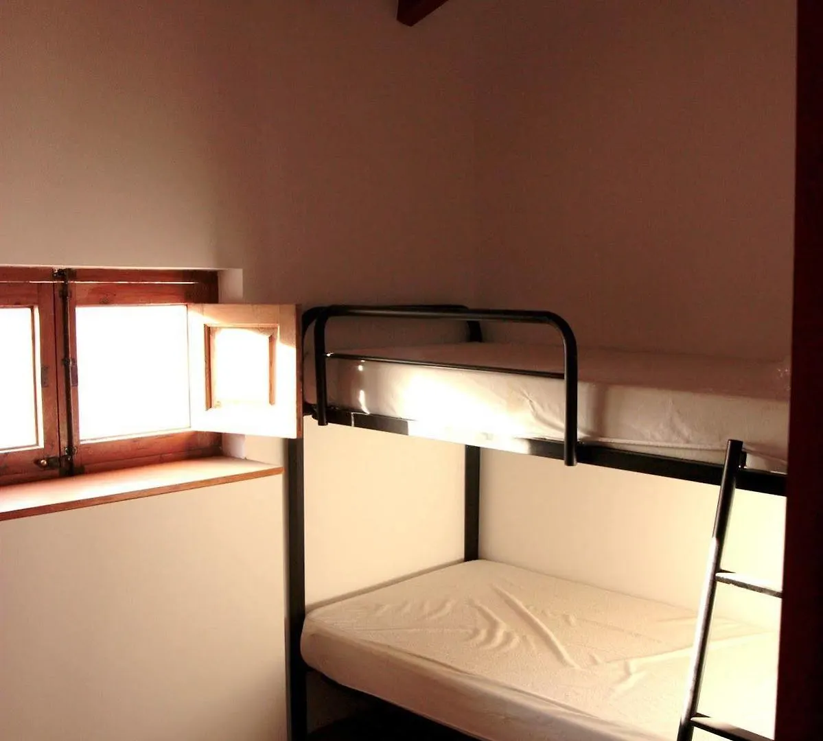 Urban Hostel Palma - Albergue Juvenil - Youth Hostel Spanje